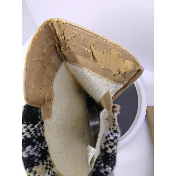 Tan Mid-Calf Winter Boots With Plaid Knit Cuffs Faux Suede Upper Faux Fur Lining - Picture 6 of 8